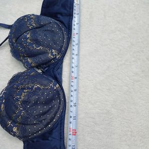 32 D Size Pedded Bra