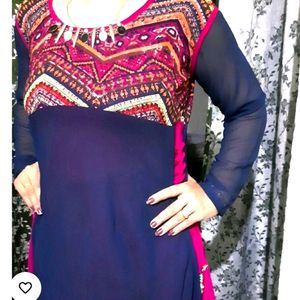 Lovely Design Kurti