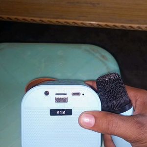 Wireless Karoke Speaker