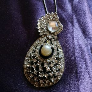 A Chain With Pendent