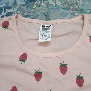 Peach Colour Strawberry Design Casual T Shirt