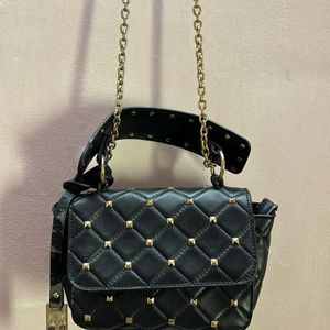 Alissa massimo brand Sling Bag