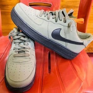 Nike Shoes , size 7.5