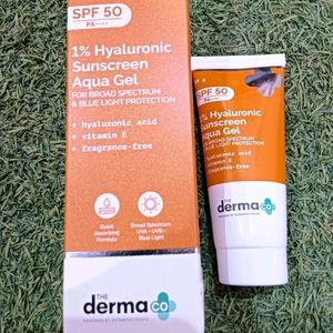 30off The Derma Co 1 % Hyaluronic Acid Sunscreen