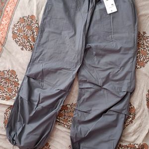 NEWME Cargo Pants Oversized