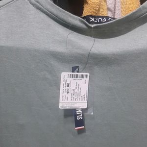 Round NECK T- Shirt