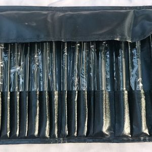 PU Leather 24 Set Of Makeup Brushes