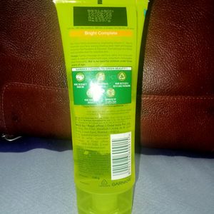 Garnier Vitamin C Gel Face Wash