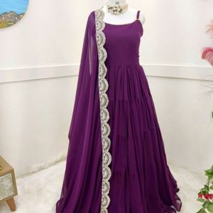 New Stayle Beautiful Gown Dress Ne