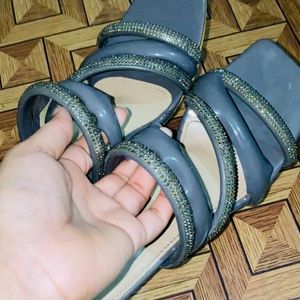 New Sandal