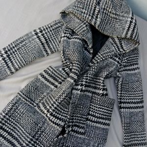 New Korean Black And White Stripped Long Coat