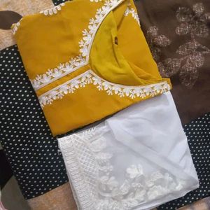 Pakistani Kurta Set