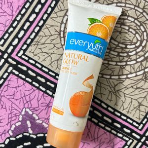 Everyuth Naturals Orange Peel Off Mask