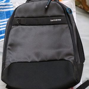 Samsonite 14 Inch Laptop Bag In Working Condition