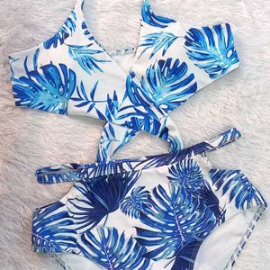 Tropical Stylish Knotted And Padded Bikini Set