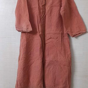 Cotton Kurta with slit at Centre