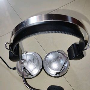 Headphone