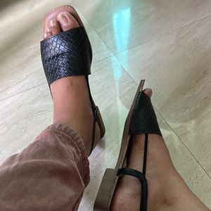 Black Flat Sandals