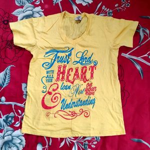 Yellow T-Shirt | Size L