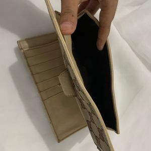 Gucci GG Vintage Coded Bulet LeatherBifold Wallet