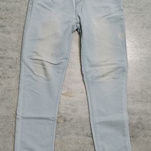 Women Fitted Jeans