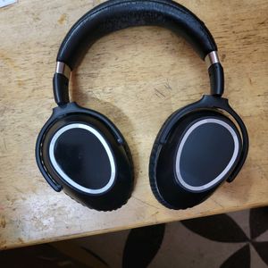 SENNHEISER Pxc 550 Bluetooth Headphones