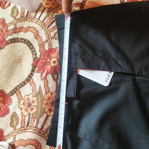 Trouser Black New With Tag Sale Hai