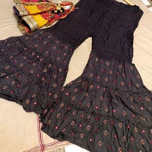 Charcoal Gujrati Pattern Sharara