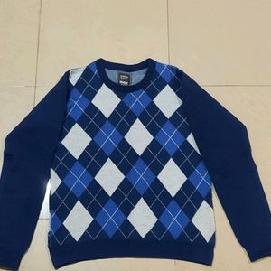 Full sleeve sweater for women