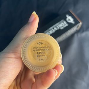 Forever52 - Ultra Definition Liquid Foundation