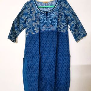 Aurelia A line Kurta Size M