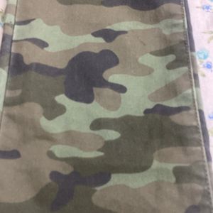 GAP Military Print pant