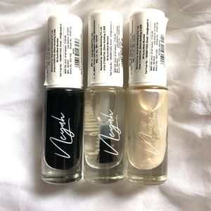 Neyah Combo Lipstick With Nailpolishes