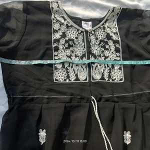 Chikankari Kurti/ Tonic