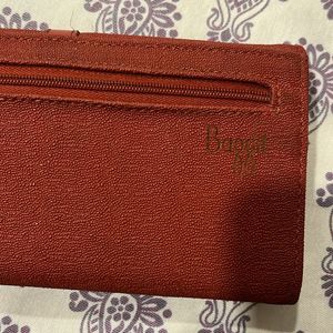 Baggit Red Wallet With Multiple Conpartments