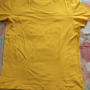 Half Sleeves Men Tshirt