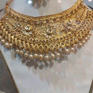 24 ctGold plated necklacesetwithmang tika