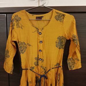 V-U Neck Yellow Floral Kurti | Waist-28 |