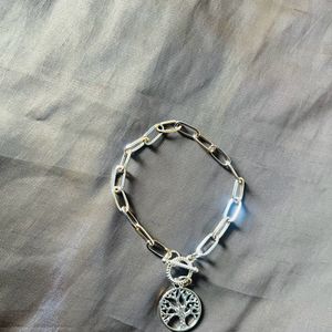 Fashionable Bracelet