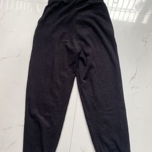 Joggers With Two Pockets (From Westside)