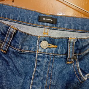 High Waist Straight Fit Jeans