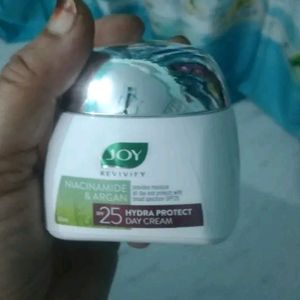 Joy Hydra Protect Day Cream