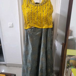 Crop Top Lahenga