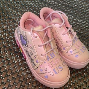 Baby Pink Girls Sneaker Shoes 👞