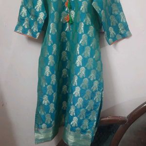 Beautiful Banarsi Silk Kurta Pant Set