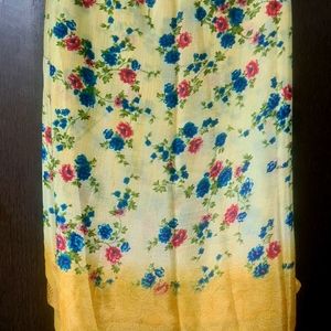 Floral Printed Saree Yellow Colorwith Blouse Piece