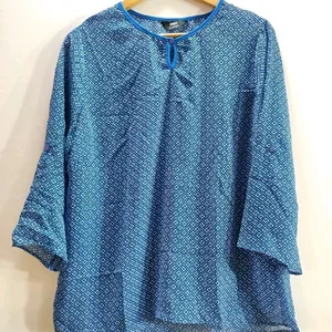 Max Women Blue Printed Top