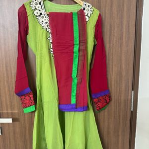 Green Hand Embroidered Georgette Anarkali With Du