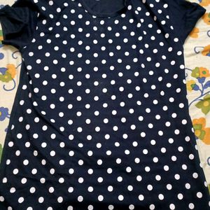 POLKA DOTTED COMFORTABLE DAILY WEAR T SHIRT