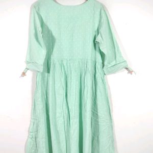 Srishti Green Round Neck Kurta (Women's)